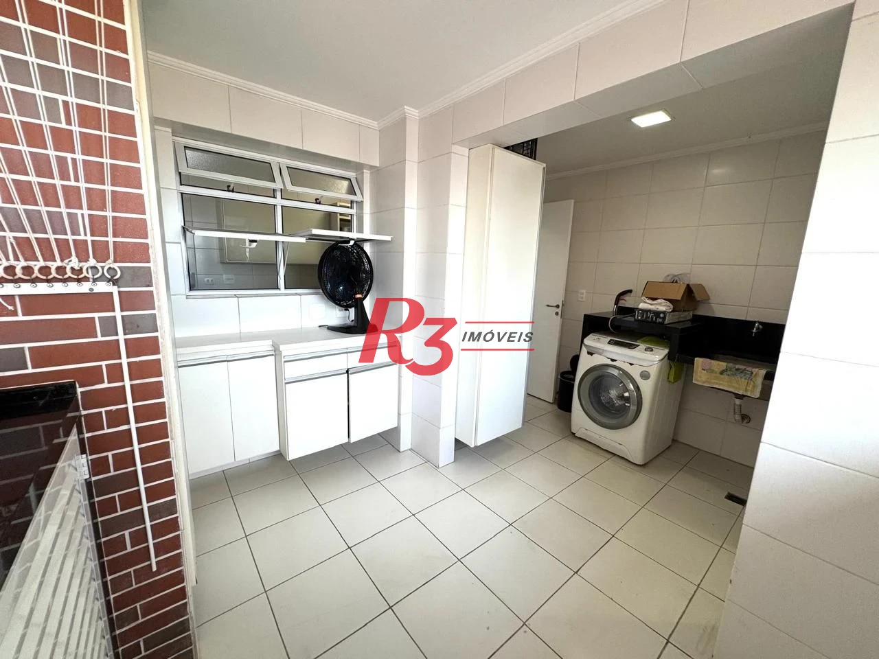 Apartamento com 3 dormitórios à venda, 124 m² por R$ 2.180.000,00 - Boqueirão - Santos/SP