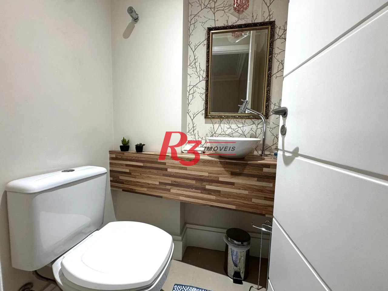 Apartamento com 3 dormitórios à venda, 124 m² por R$ 2.180.000,00 - Boqueirão - Santos/SP