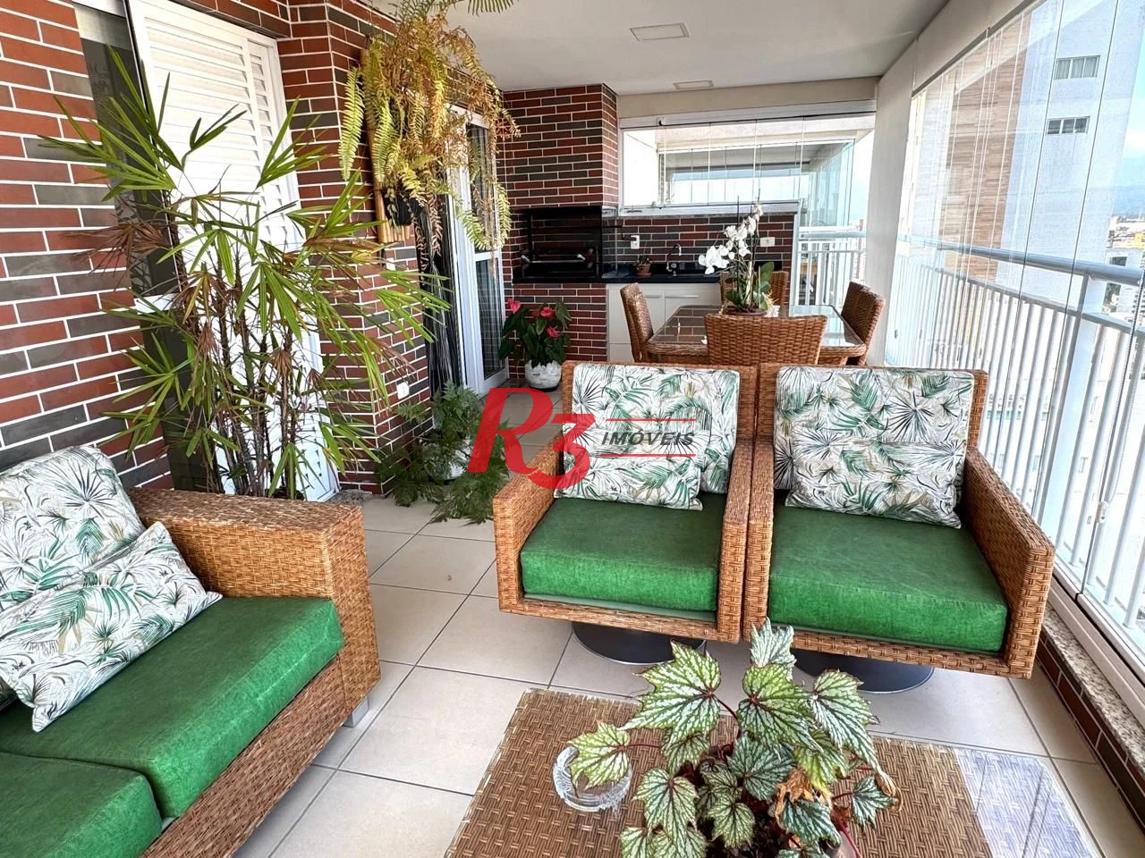 Apartamento com 3 dormitórios à venda, 124 m² por R$ 2.180.000,00 - Boqueirão - Santos/SP