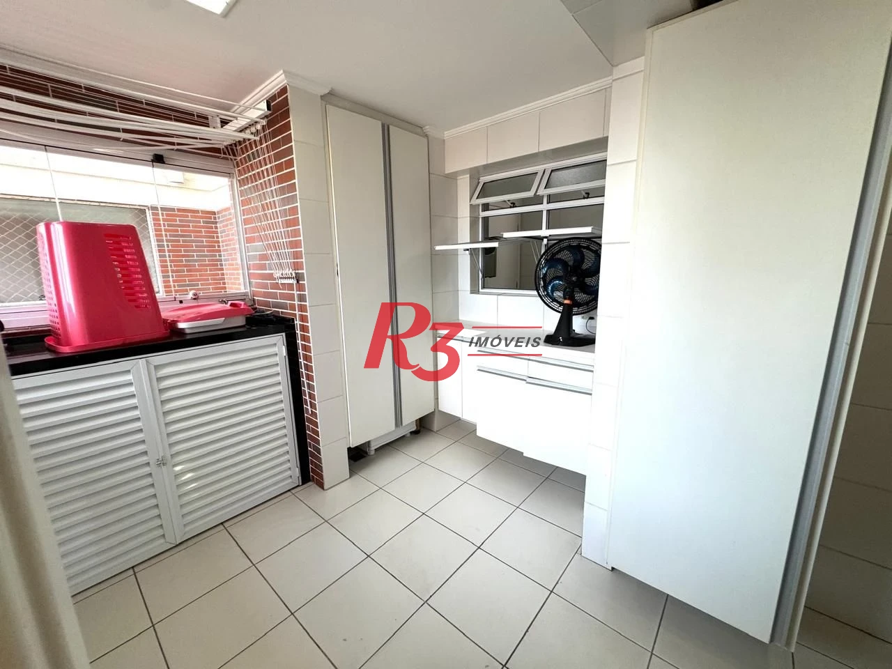 Apartamento com 3 dormitórios à venda, 124 m² por R$ 2.180.000,00 - Boqueirão - Santos/SP