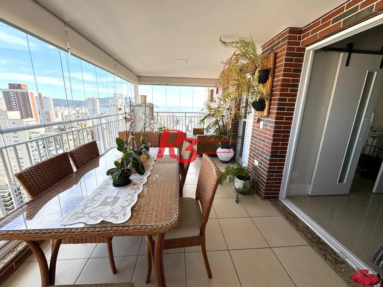 Apartamento com 3 dormitórios à venda, 124 m² por R$ 2.180.000,00 - Boqueirão - Santos/SP