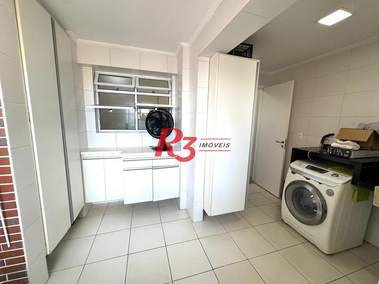 Apartamento com 3 dormitórios à venda, 124 m² por R$ 2.180.000,00 - Boqueirão - Santos/SP