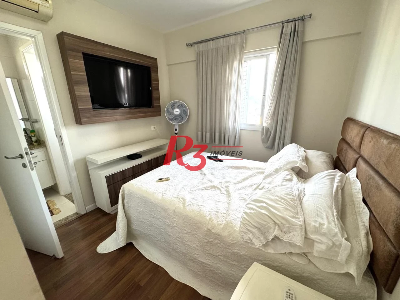 Apartamento com 3 dormitórios à venda, 124 m² por R$ 2.180.000,00 - Boqueirão - Santos/SP