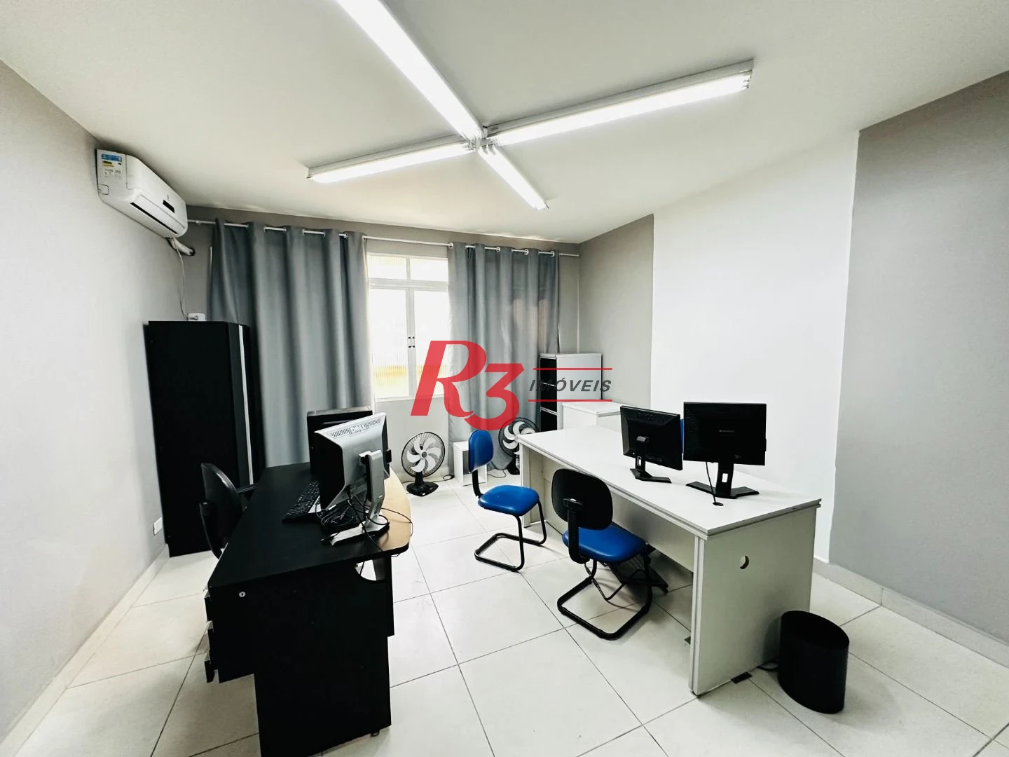 Sala, 89 m² - venda por R$ 300.000,00 ou aluguel por R$ 3.727,00/mês - Centro - Santos/SP