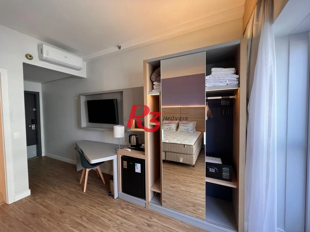 Flat com 1 dormitório à venda, 36 m² por R$ 600.000,00 - Gonzaga - Santos/SP