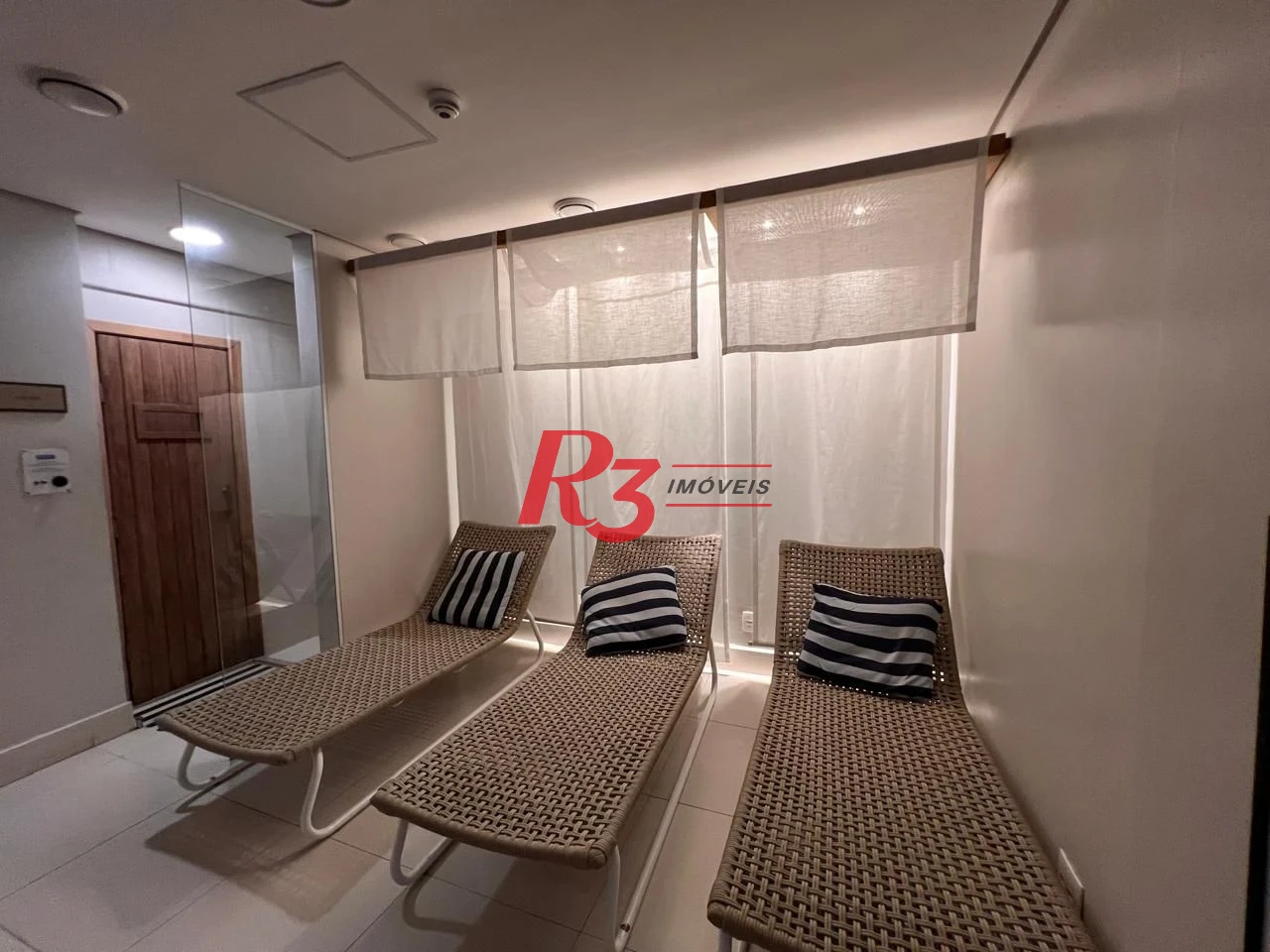 Flat com 1 dormitório à venda, 36 m² por R$ 600.000,00 - Gonzaga - Santos/SP