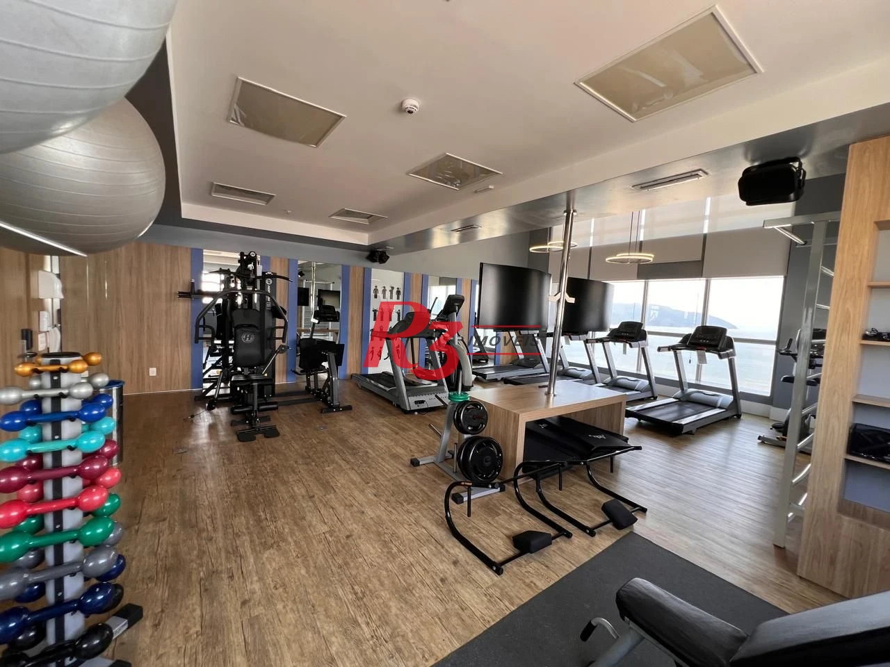 Flat com 1 dormitório à venda, 36 m² por R$ 600.000,00 - Gonzaga - Santos/SP