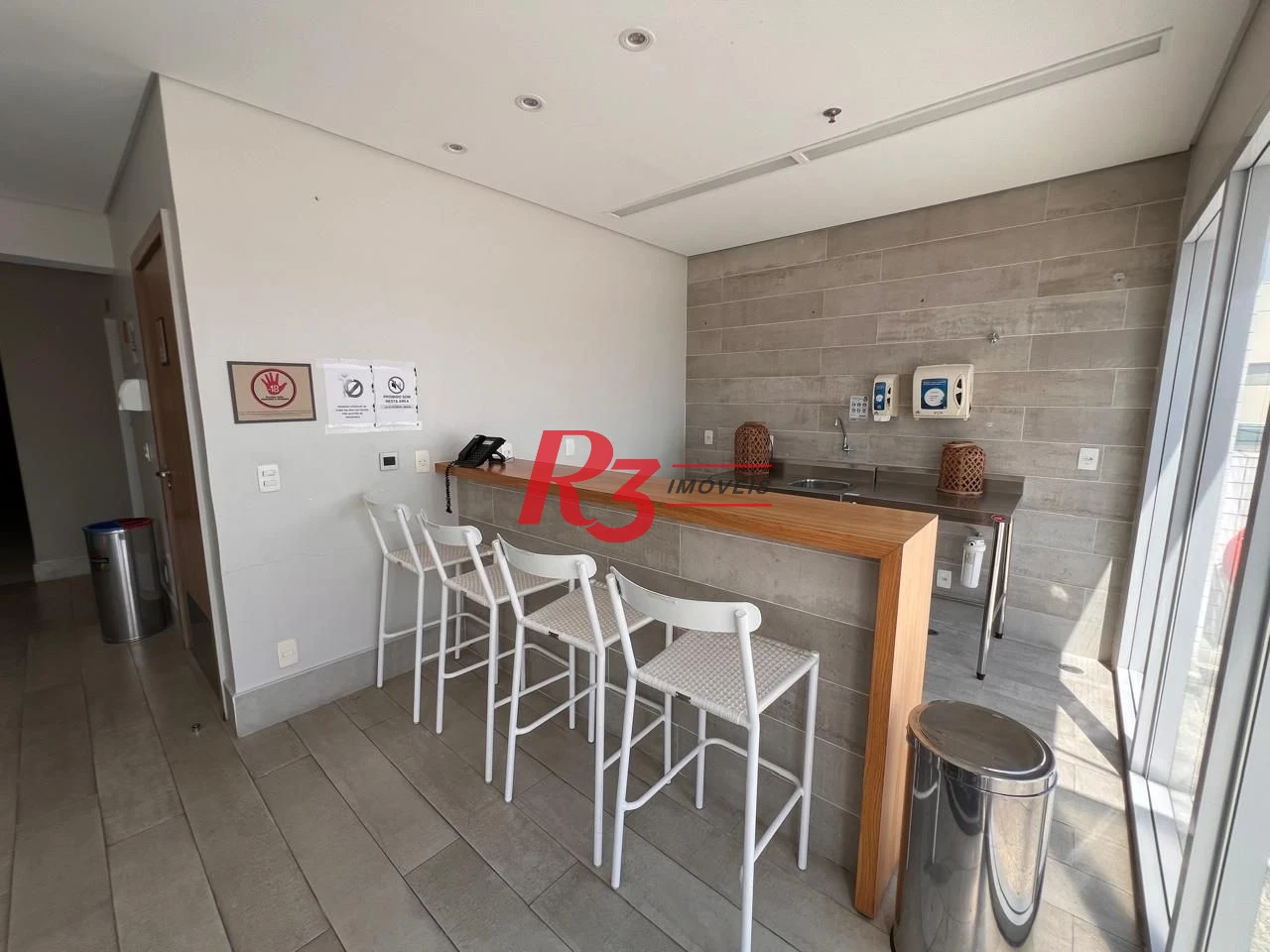 Flat com 1 dormitório à venda, 36 m² por R$ 600.000,00 - Gonzaga - Santos/SP