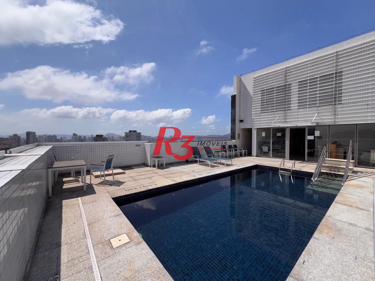 Flat com 1 dormitório à venda, 36 m² por R$ 600.000,00 - Gonzaga - Santos/SP