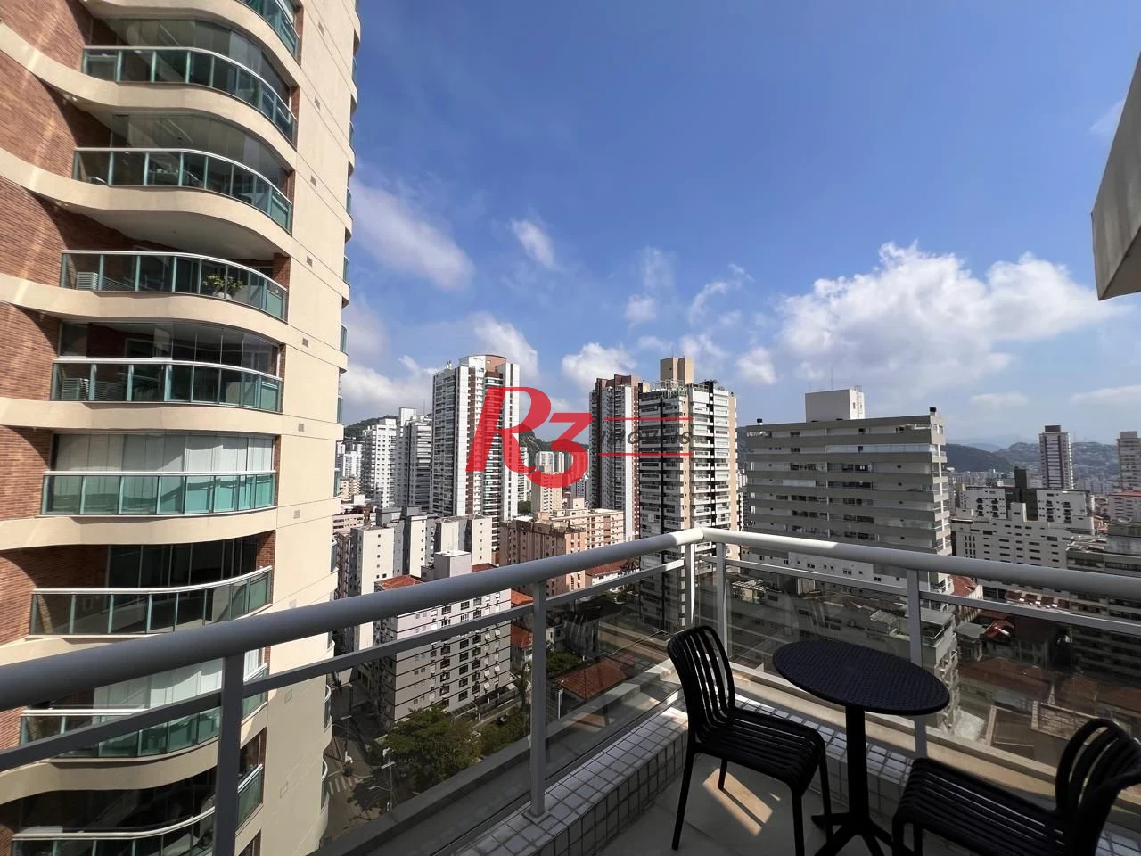 Flat com 1 dormitório à venda, 36 m² por R$ 600.000,00 - Gonzaga - Santos/SP