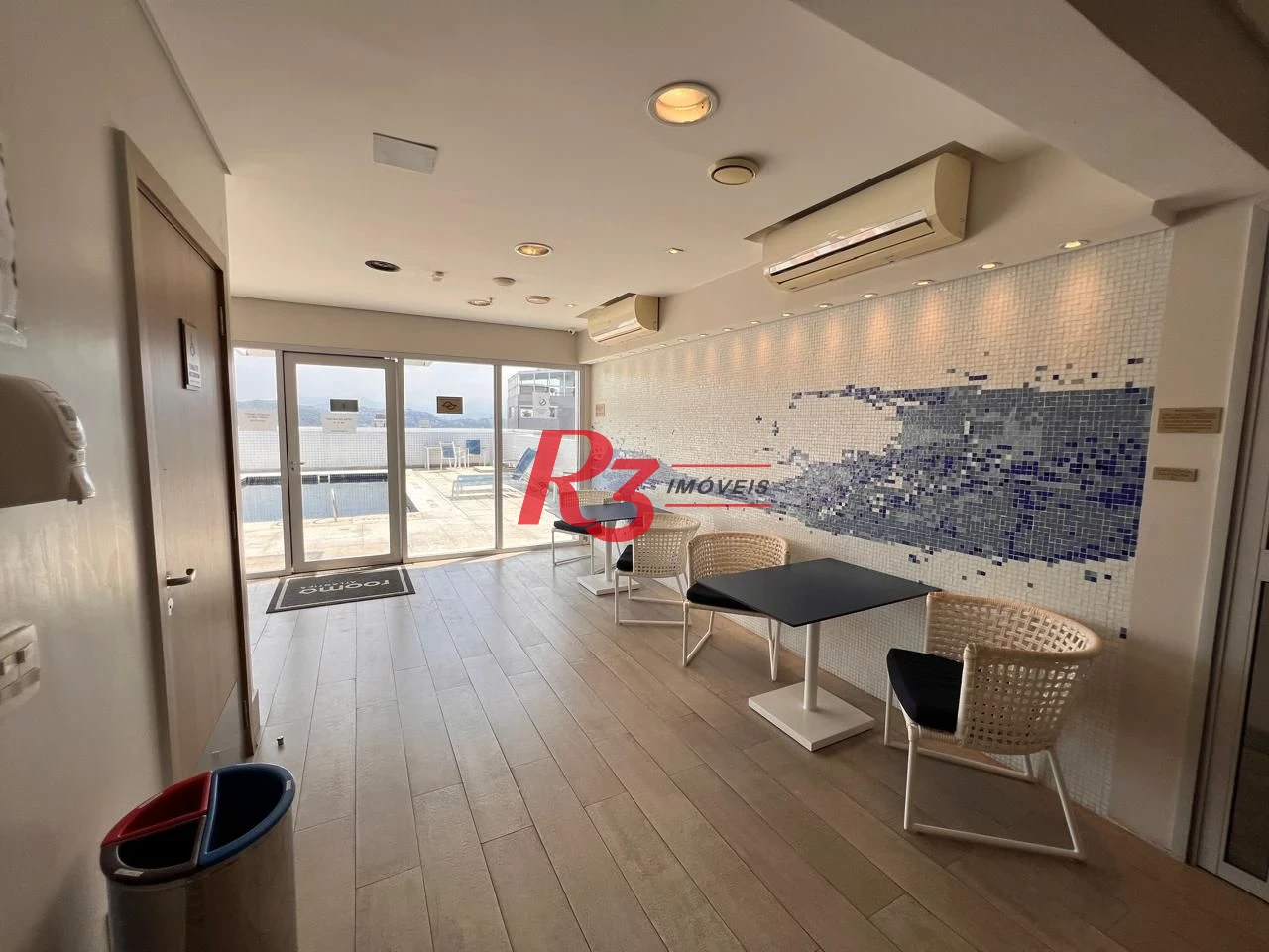 Flat com 1 dormitório à venda, 36 m² por R$ 600.000,00 - Gonzaga - Santos/SP
