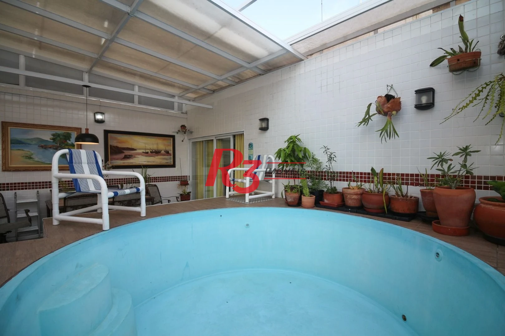 Espetacular cobertura duplex a venda no Embaré, com piscina vista mar e churrasqueira, 3 quartos, 2 suítes,  2 vagas demarcadas, condição imperdível!!