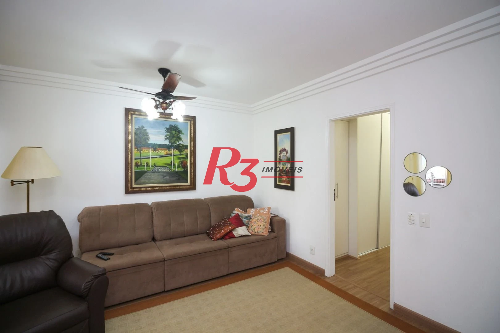 Espetacular cobertura duplex a venda no Embaré, com piscina vista mar e churrasqueira, 3 quartos, 2 suítes,  2 vagas demarcadas, condição imperdível!!