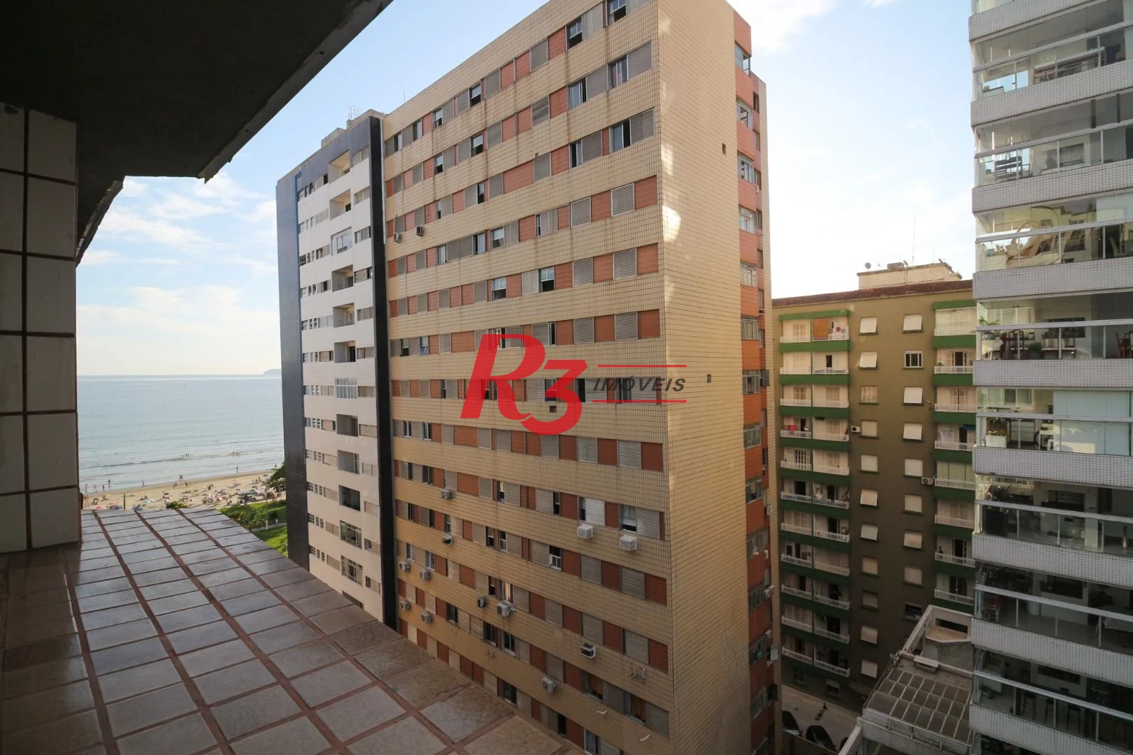 Espetacular cobertura duplex a venda no Embaré, com piscina vista mar e churrasqueira, 3 quartos, 2 suítes,  2 vagas demarcadas, condição imperdível!!