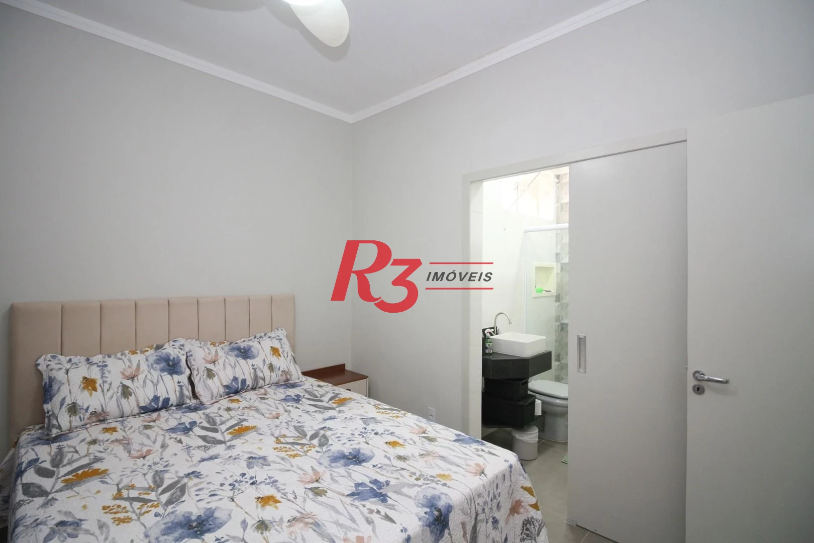 Apartamento Reformado 3 quartos  em Santos