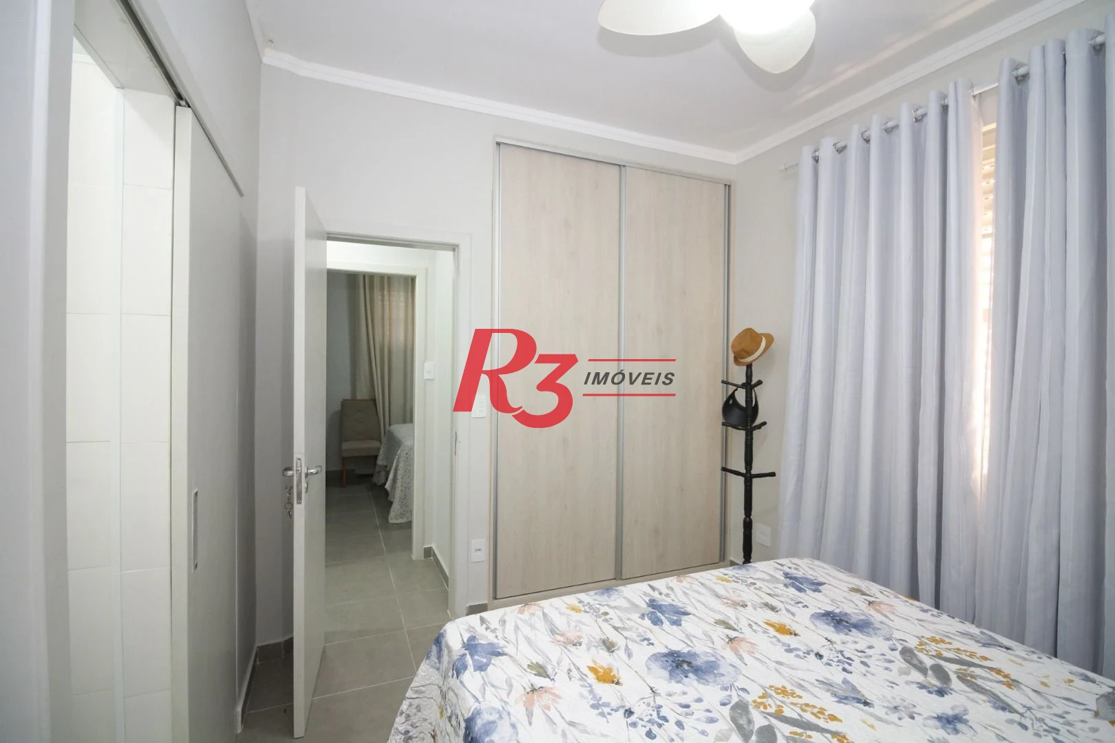 Apartamento Reformado 3 quartos  em Santos