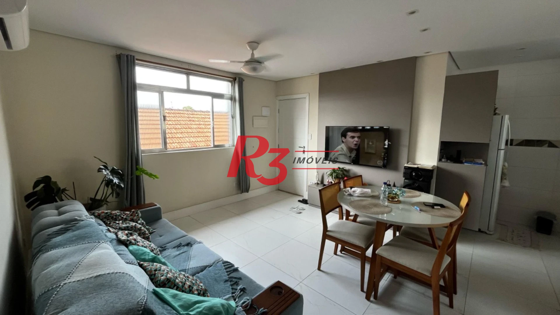 Apartamento com 2 dormitórios à venda, 75 m² por R$ 480.000,00 - Macuco - Santos/SP
