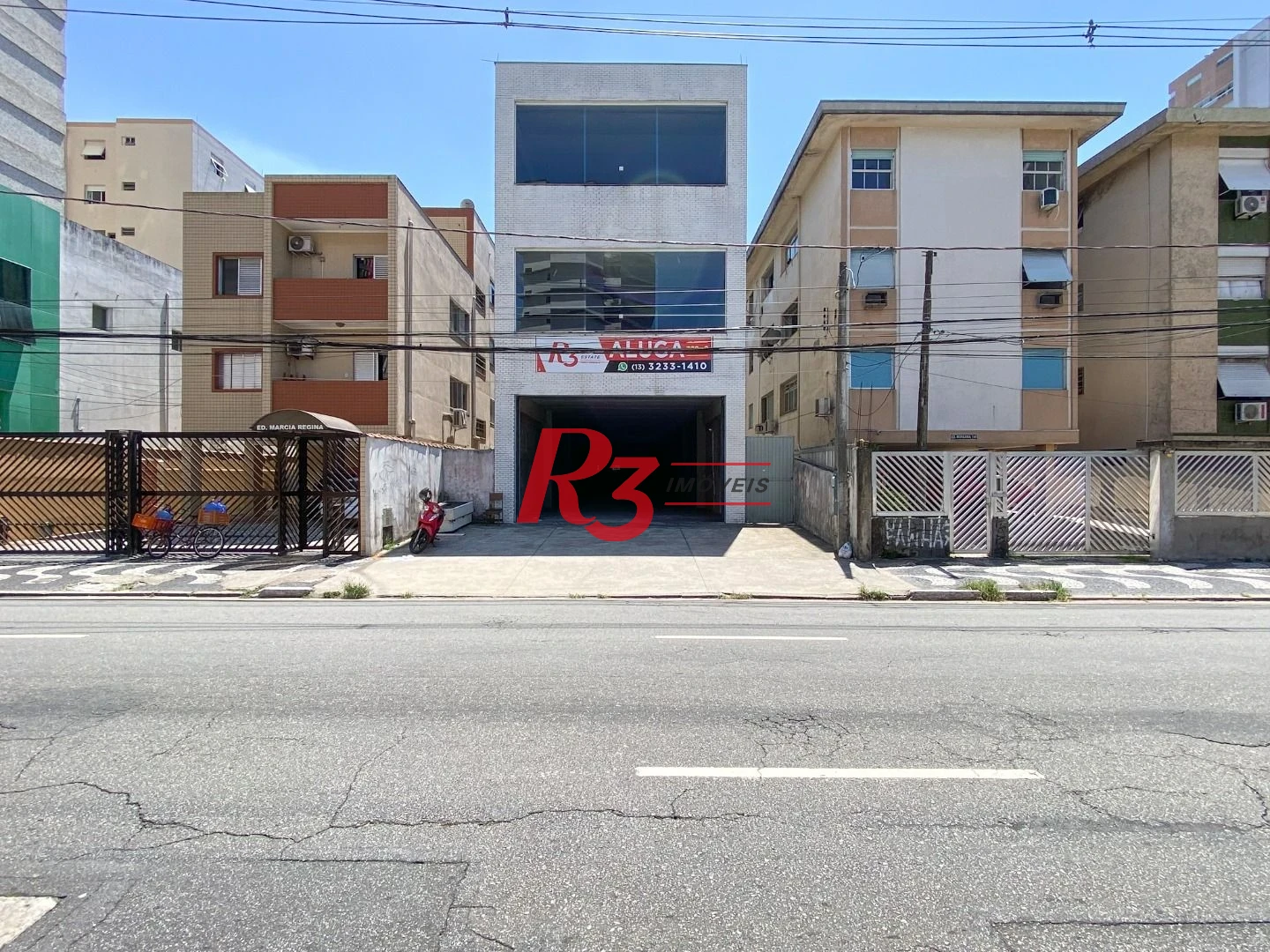 Loja para alugar, 720 m² por R$ 30.000,00/mês - Itararé - São Vicente/SP