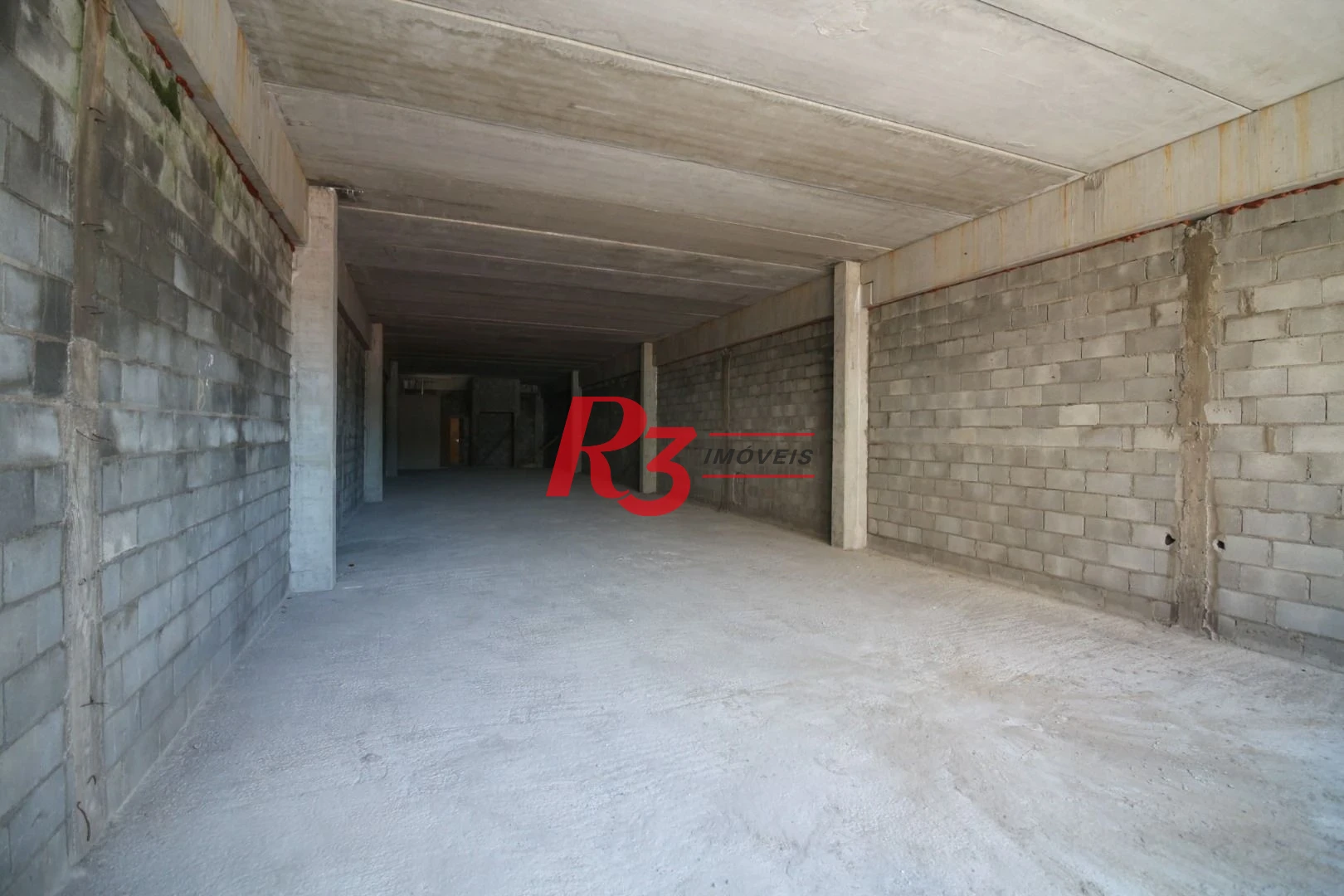 Loja para alugar, 720 m² por R$ 30.000,00/mês - Itararé - São Vicente/SP
