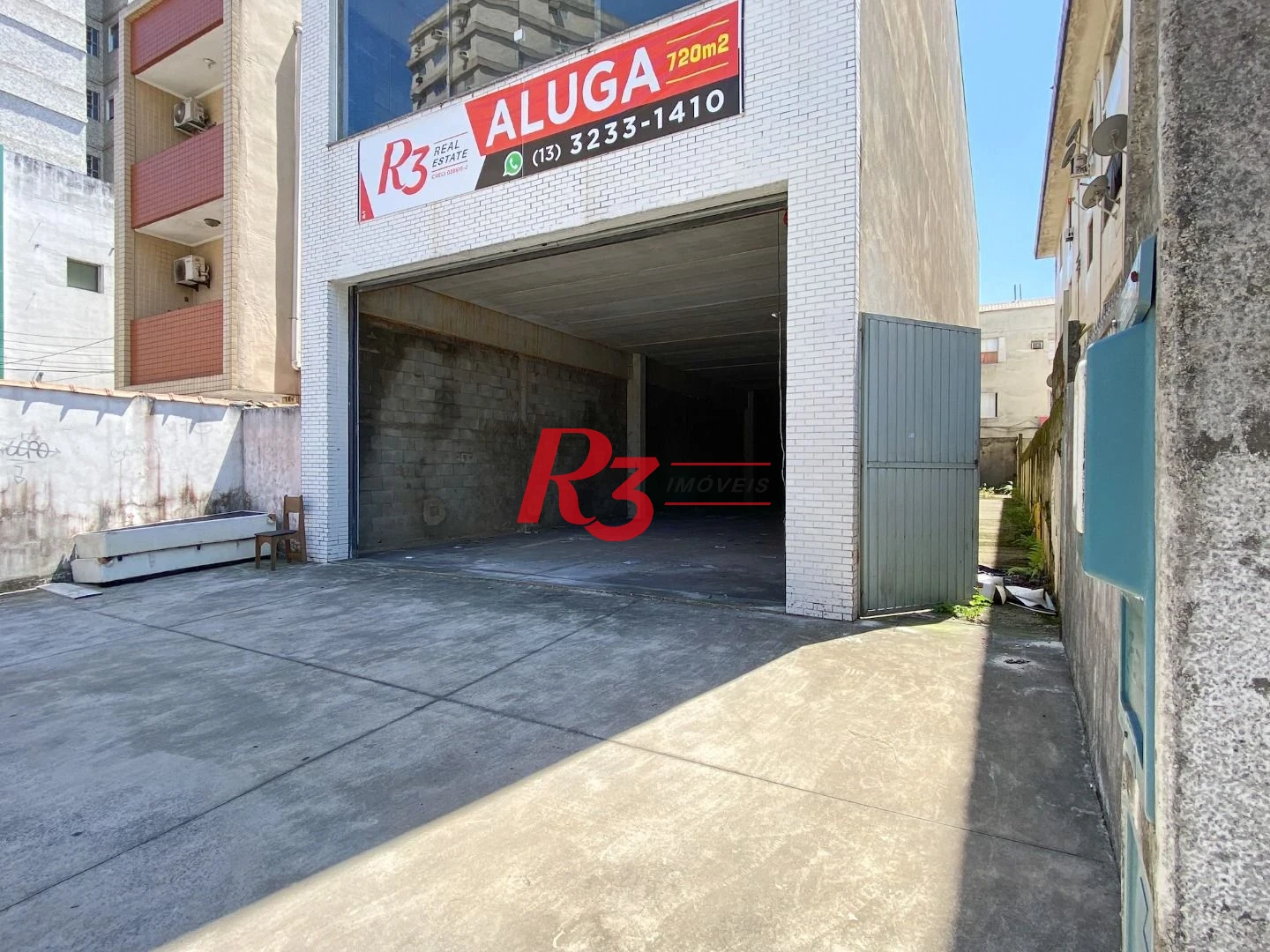 Loja para alugar, 720 m² por R$ 30.000,00/mês - Itararé - São Vicente/SP