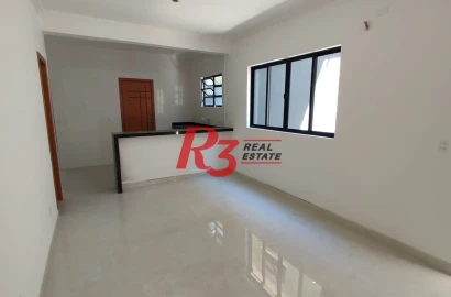 Casa com 3 dormitórios à venda, 200 m² por R$ 1.050.000,00 - Embaré - Santos/SP