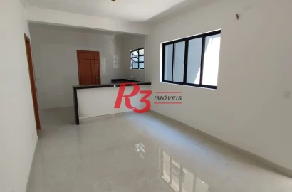 Casa com 3 dormitórios à venda, 200 m² por R$ 1.050.000,00 - Embaré - Santos/SP