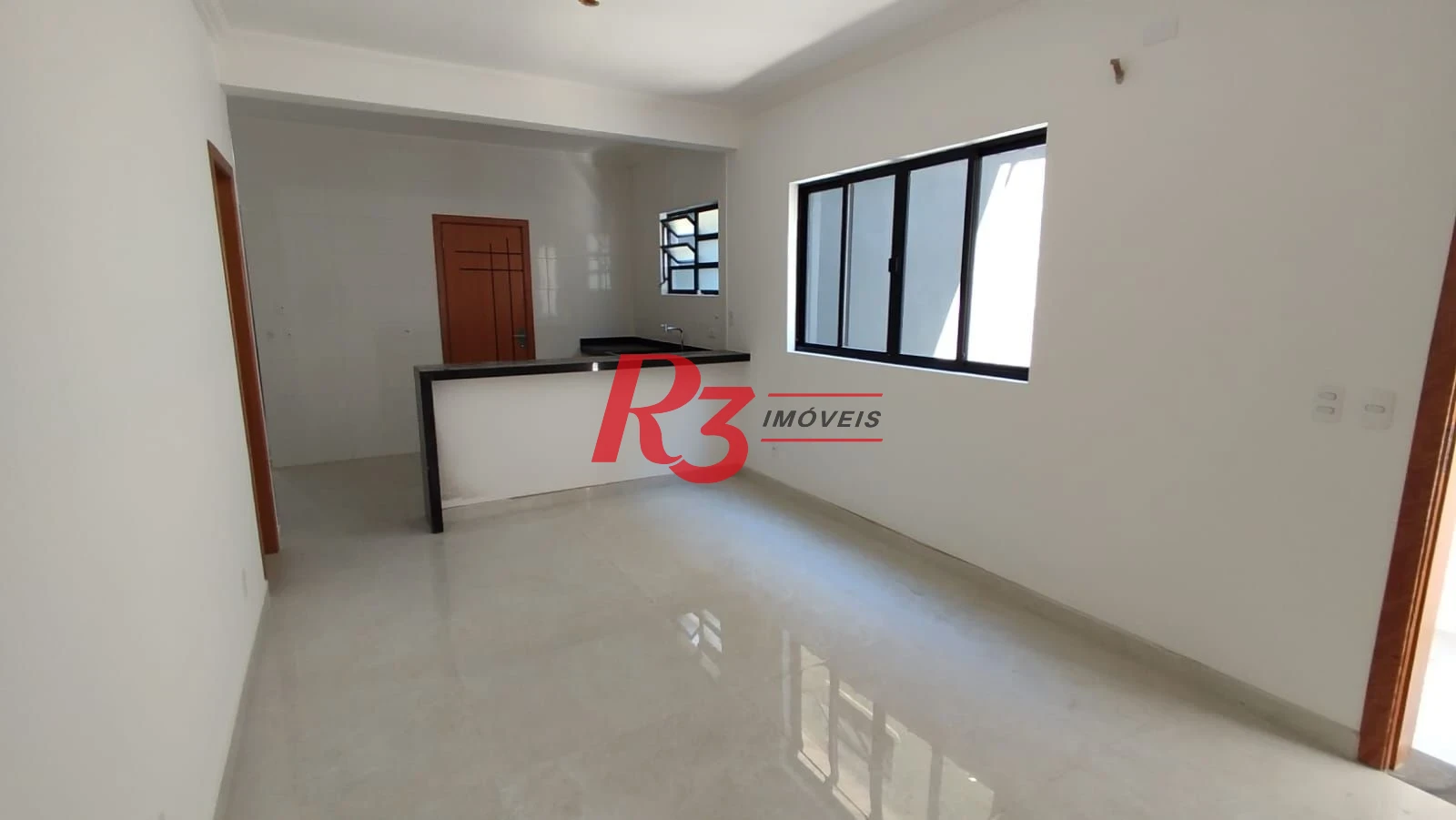 Casa com 3 dormitórios à venda, 200 m² por R$ 1.050.000,00 - Embaré - Santos/SP