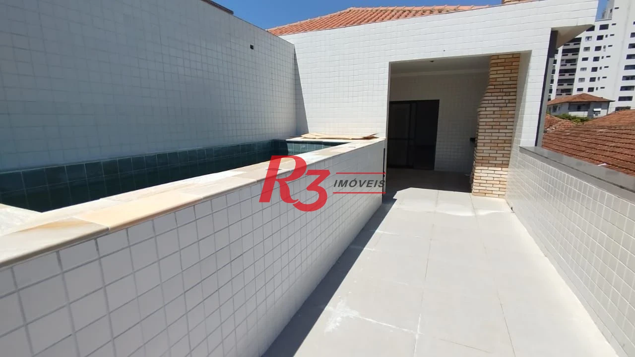 CASA SOBRESPOSTA ALTA - 4 DORMITÓRIO E 2 SUÍTES CHURRASQUEIRA E PISCINA