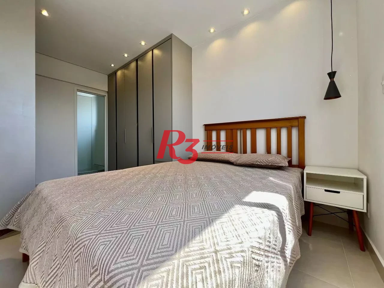 Apartamento com 2 dormitórios à venda, 85 m² por R$ 963.000,00 - Marapé - Santos/SP