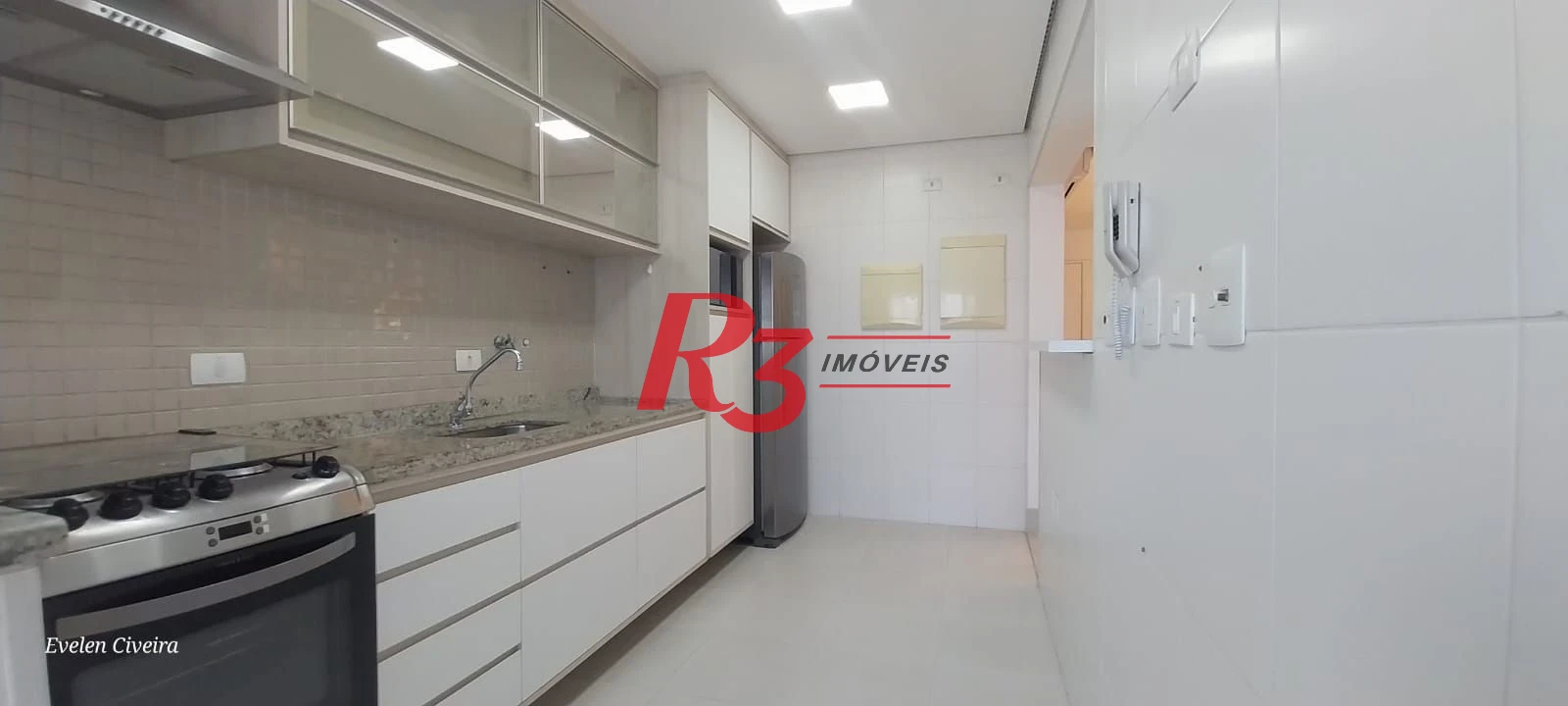 Apartamento com 2 dormitórios à venda, 84 m² por R$ 885.000,00 - Boqueirão - Santos/SP