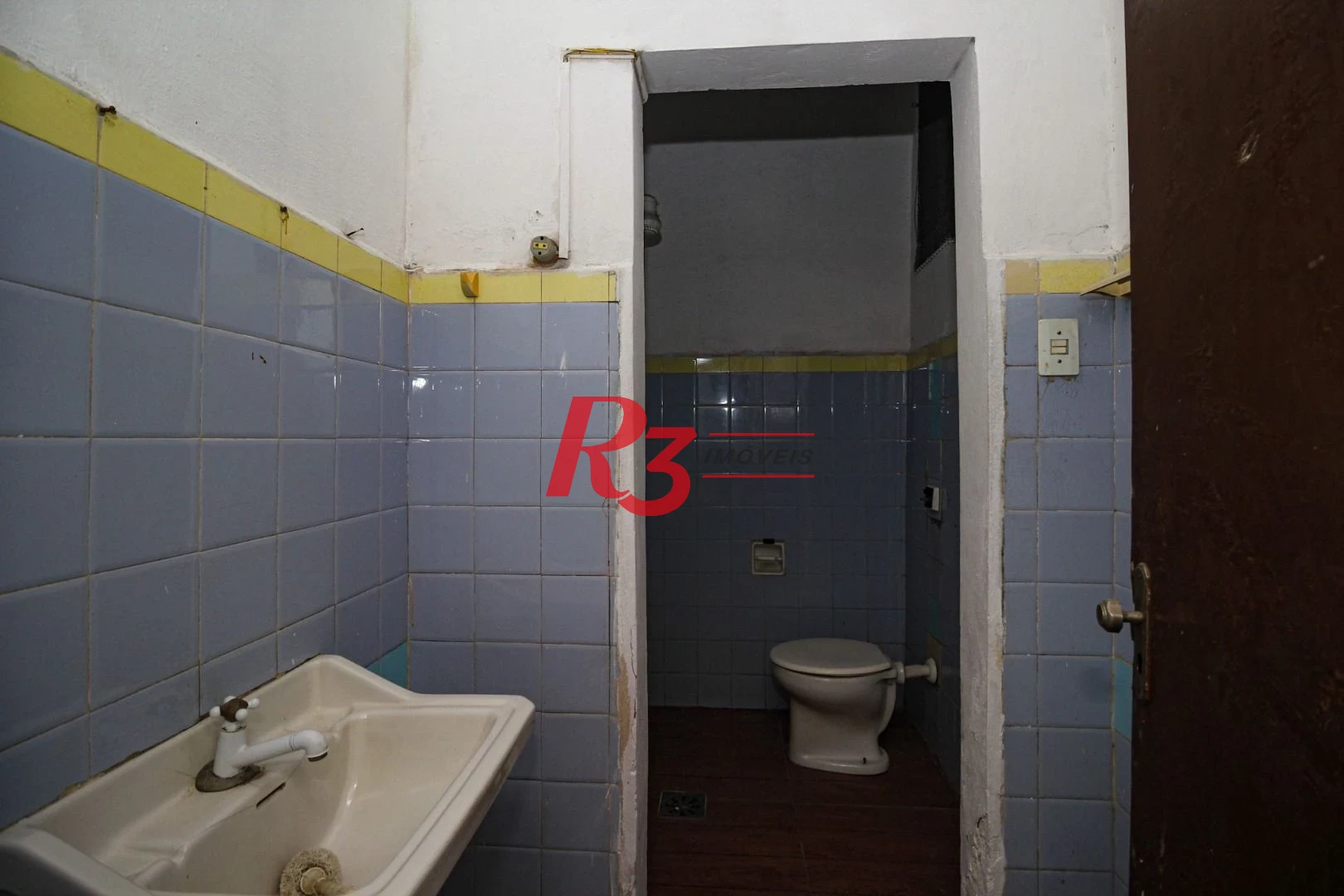 Galpão, 390 m² - venda por R$ 690.000,00 ou aluguel por R$ 4.257,00/mês - Vila Nova - Santos/SP