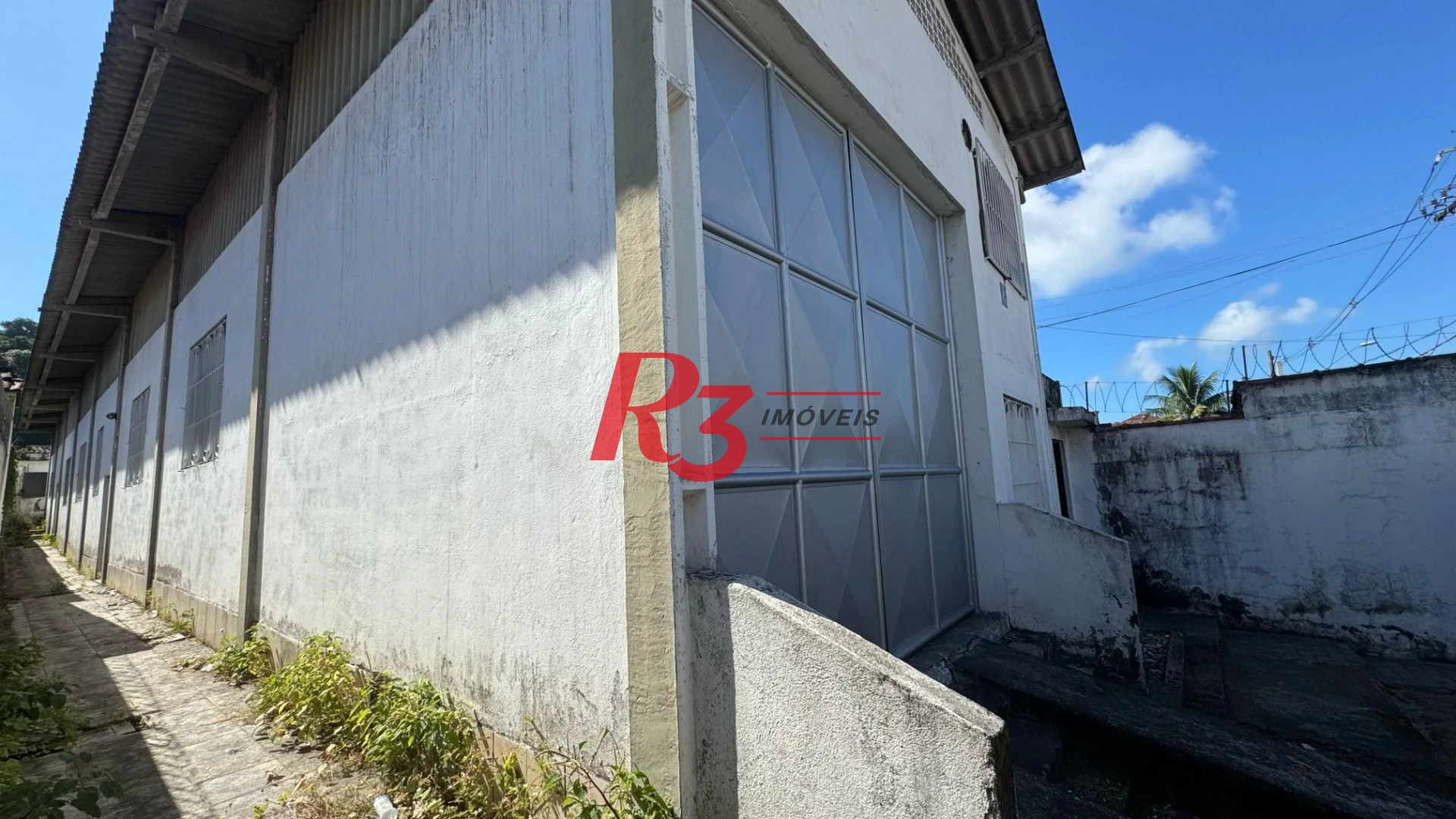 Galpão para alugar, 347 m² por R$ 11.750,00/mês - Parque Bitaru - São Vicente/SP