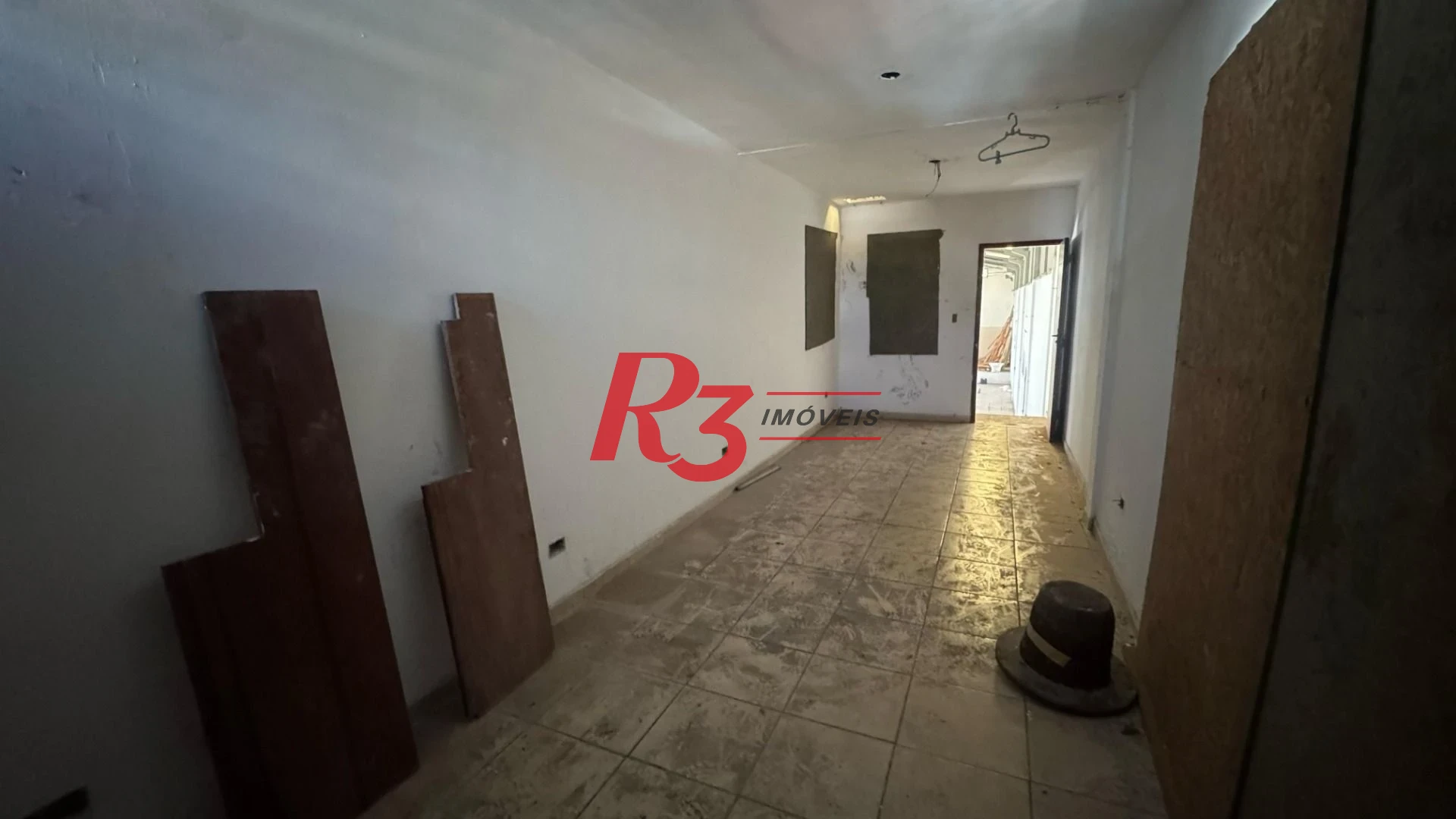 Galpão para alugar, 347 m² por R$ 11.750,00/mês - Parque Bitaru - São Vicente/SP
