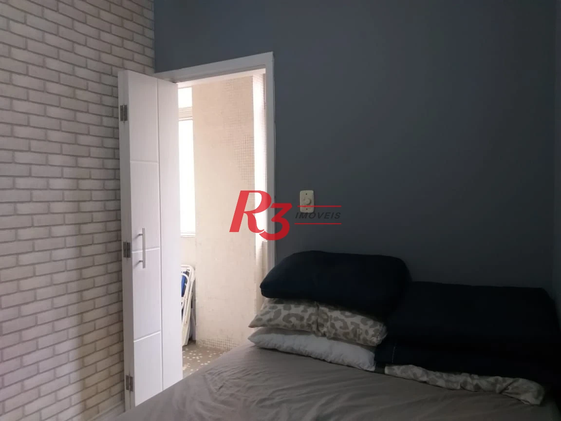 Apartamento com 2 dormitórios à venda, 57 m² por R$ 450.000,00 - Boqueirão - Santos/SP