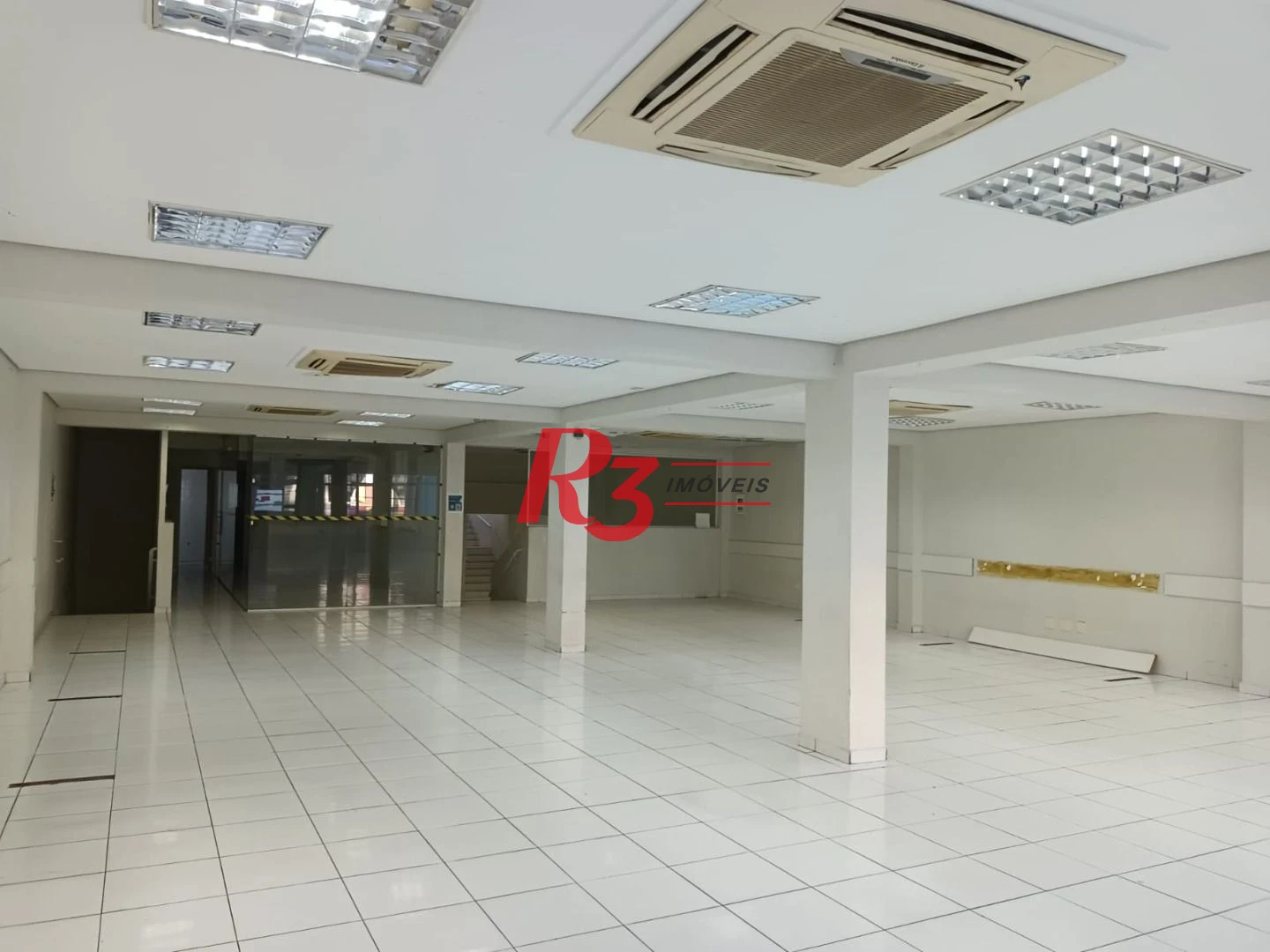 Loja para alugar, 600 m² por R$ 21.484,51/mês - Gonzaga - Santos/SP