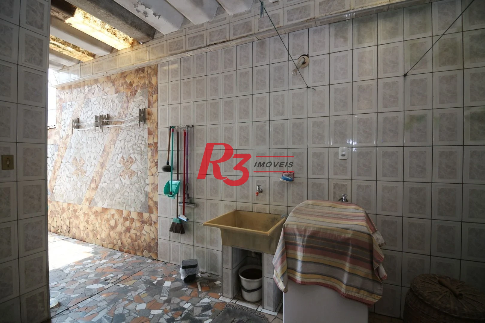 Casa à venda, 212 m² por R$ 880.000,00 - Estuário - Santos/SP