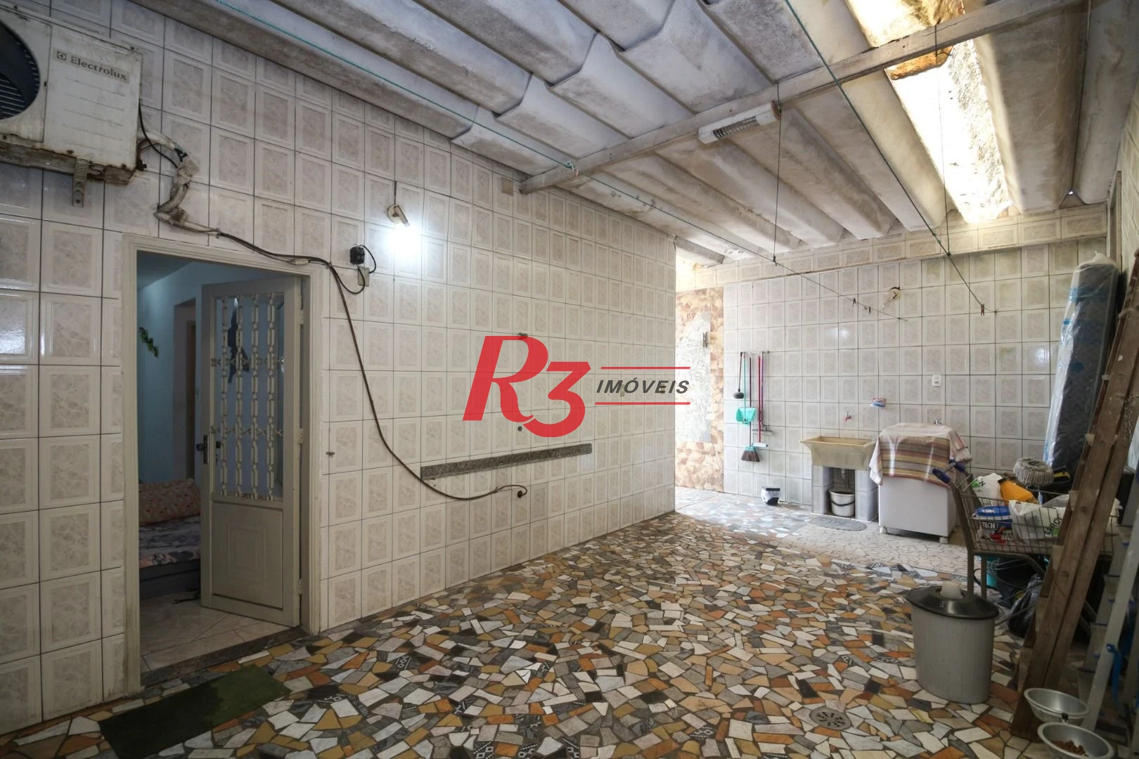Casa à venda, 212 m² por R$ 880.000,00 - Estuário - Santos/SP