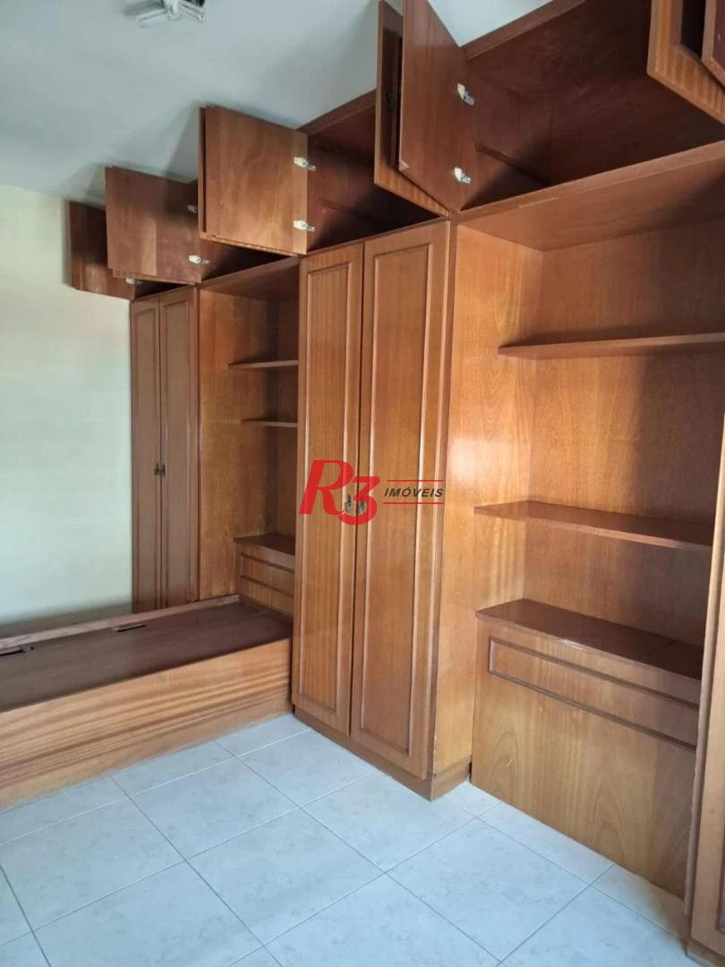 Apartamento a venda, com 2 quartos, 1 vaga, Ponta da Praia