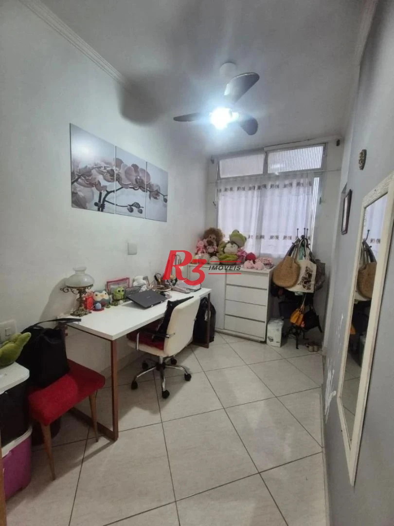 Apartamento no Gonzaga - 4 quartos - Quadra da praia