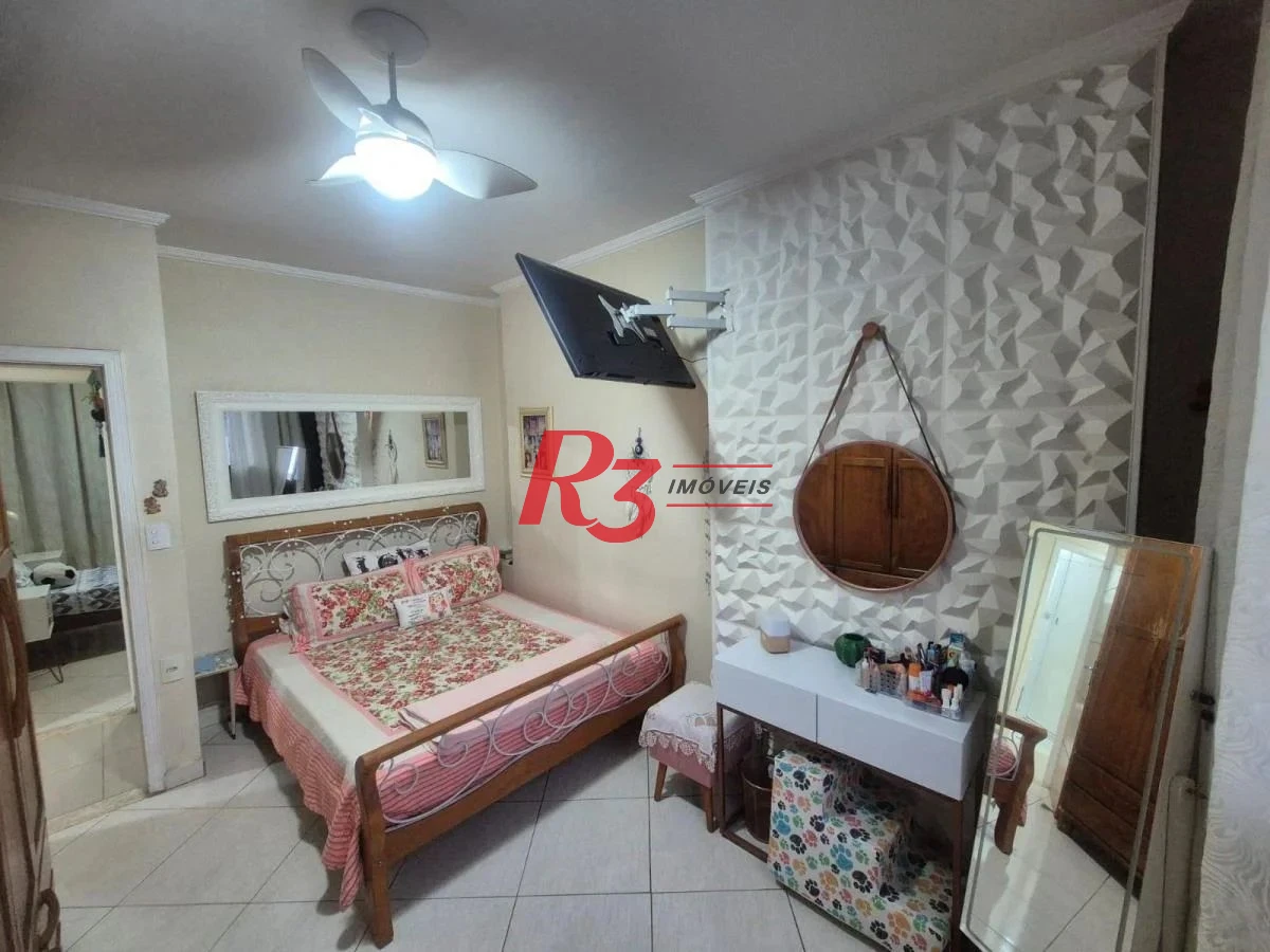 Apartamento no Gonzaga - 4 quartos - Quadra da praia
