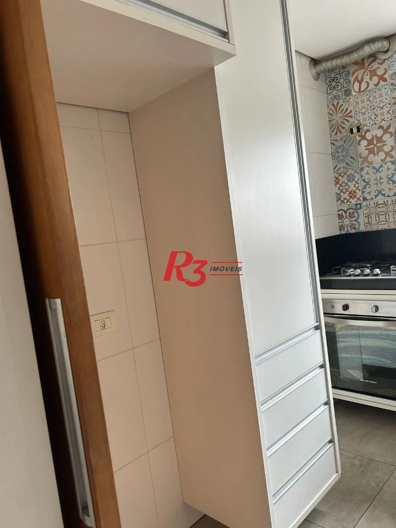 Apartamento Garden  com 2 dormitórios à venda, 111 m² por R$ 950.000 - Gonzaga - Santos/SP
