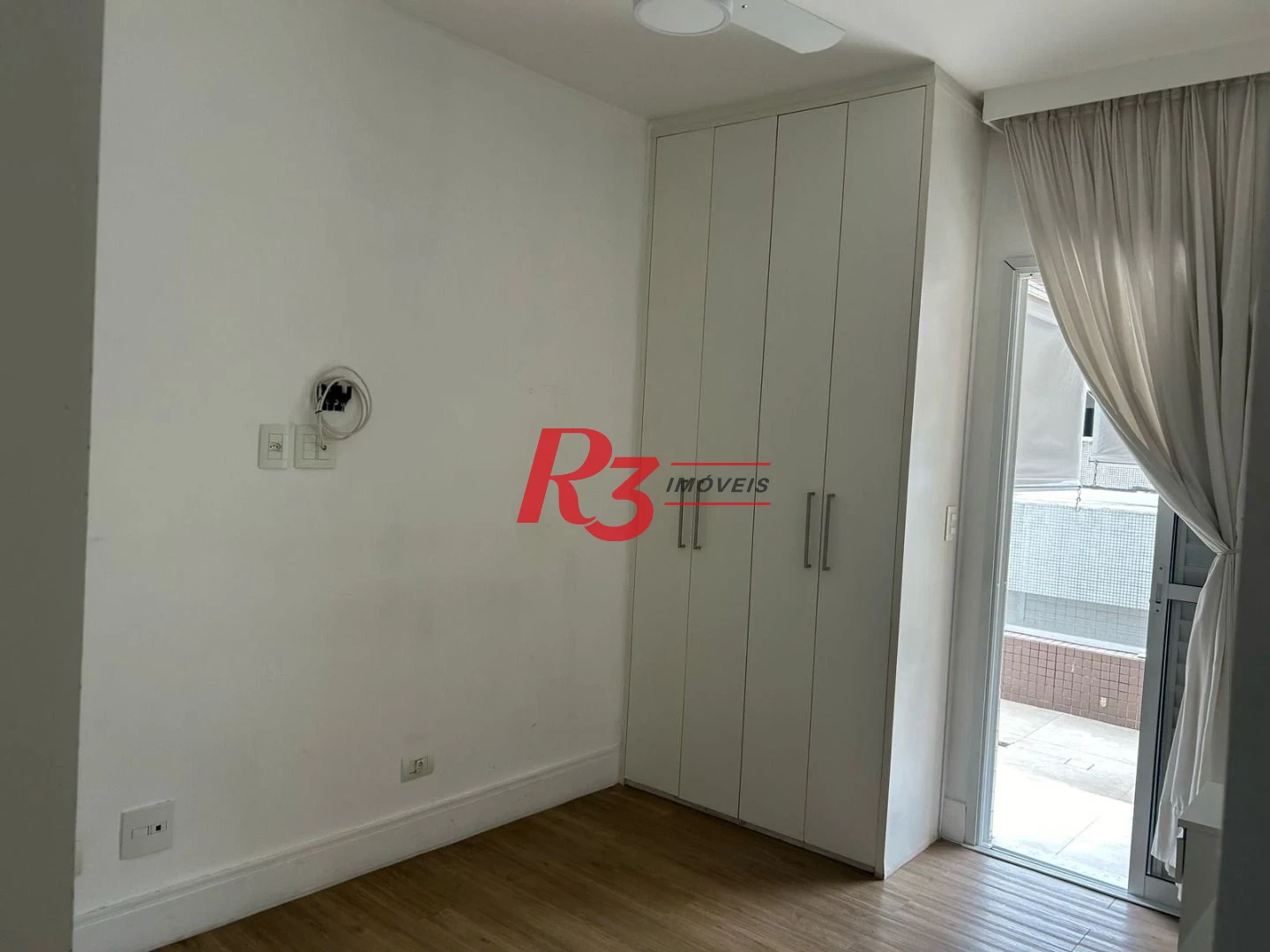 Apartamento Garden  com 2 dormitórios à venda, 111 m² por R$ 950.000 - Gonzaga - Santos/SP