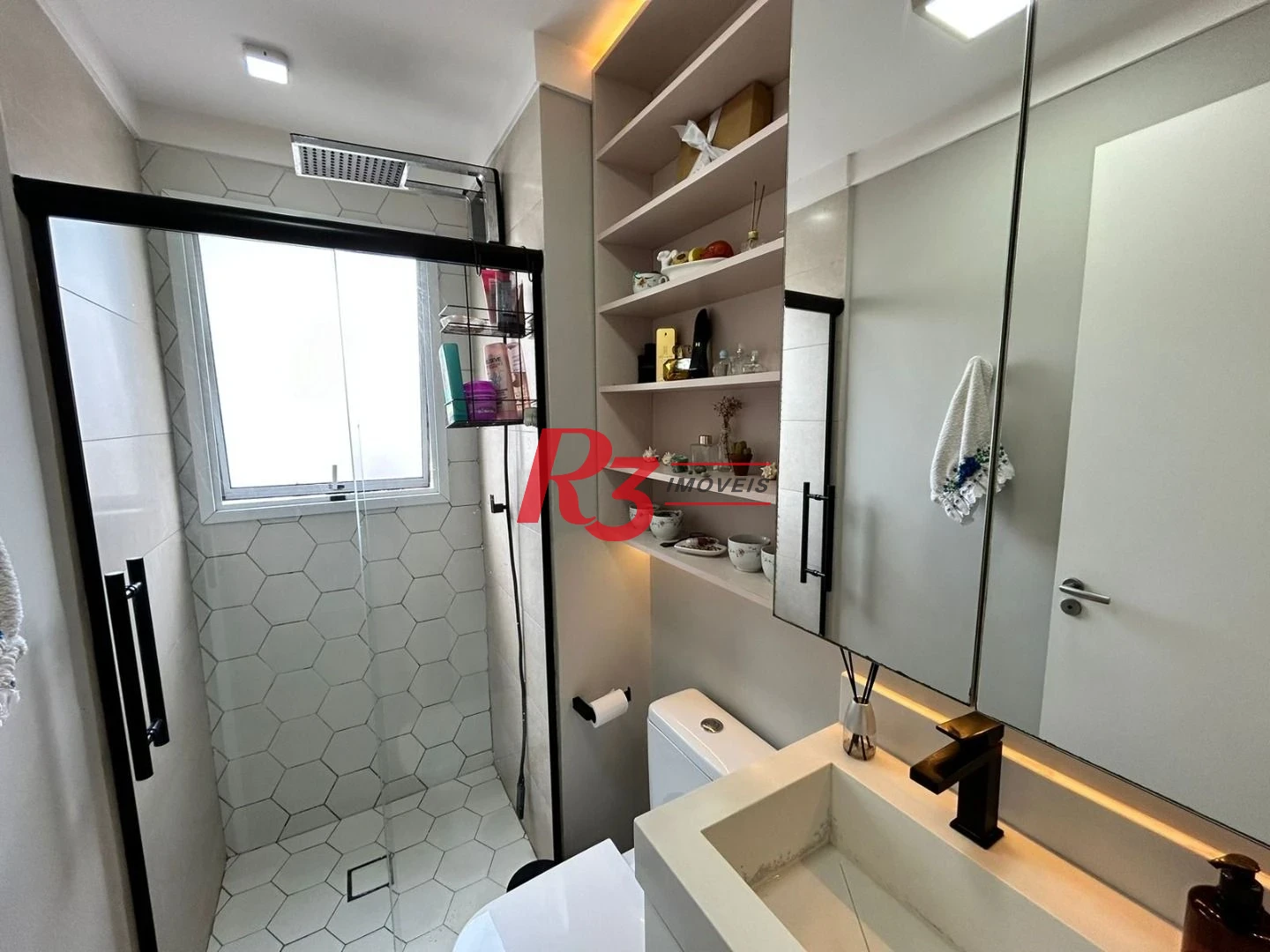 Apartamento á venda 2 dormitórios 1 Vg demarcada  Lazer Edifício Bem Ti Vi