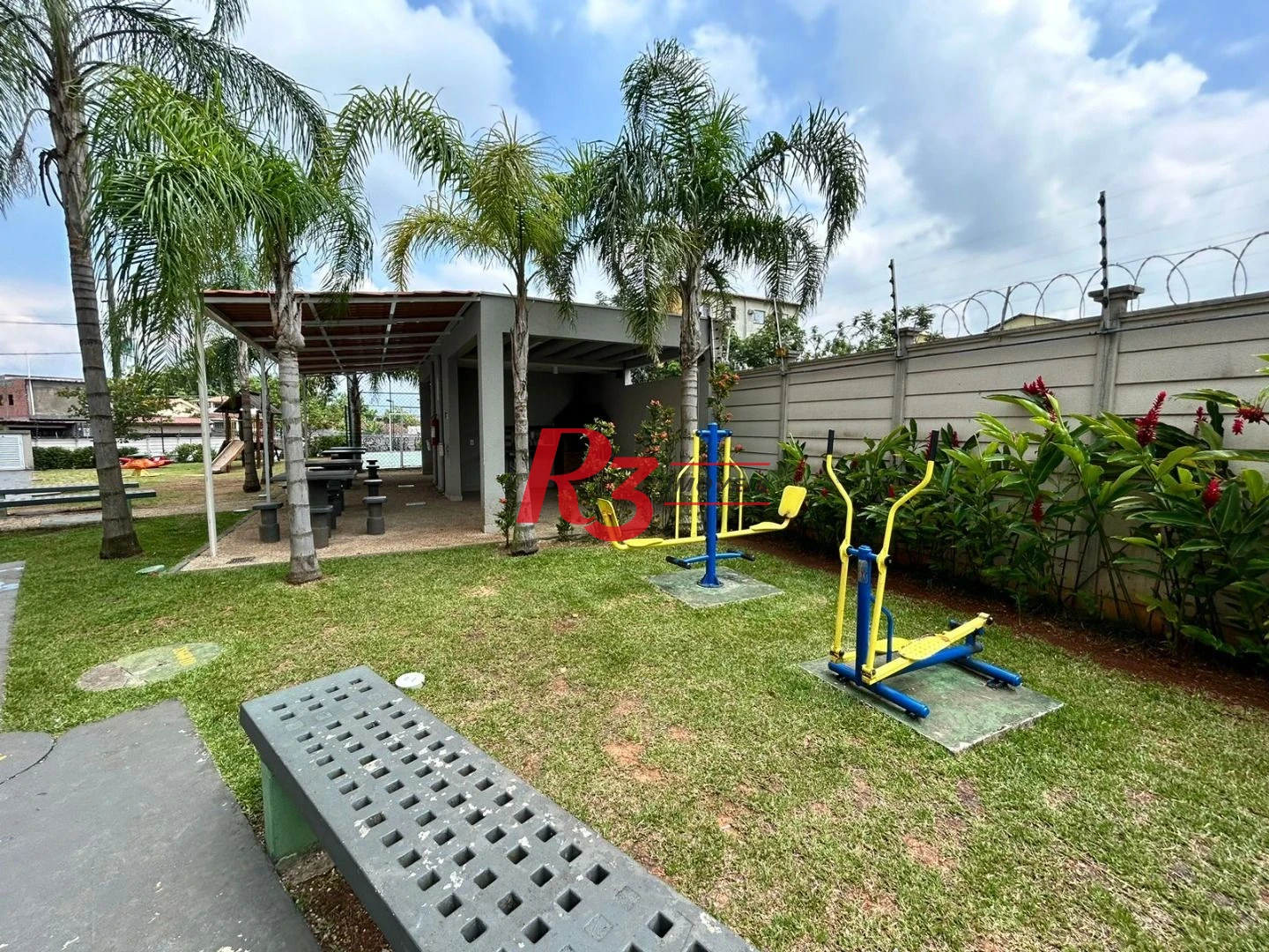 Apartamento á venda 2 dormitórios 1 Vg demarcada  Lazer Edifício Bem Ti Vi