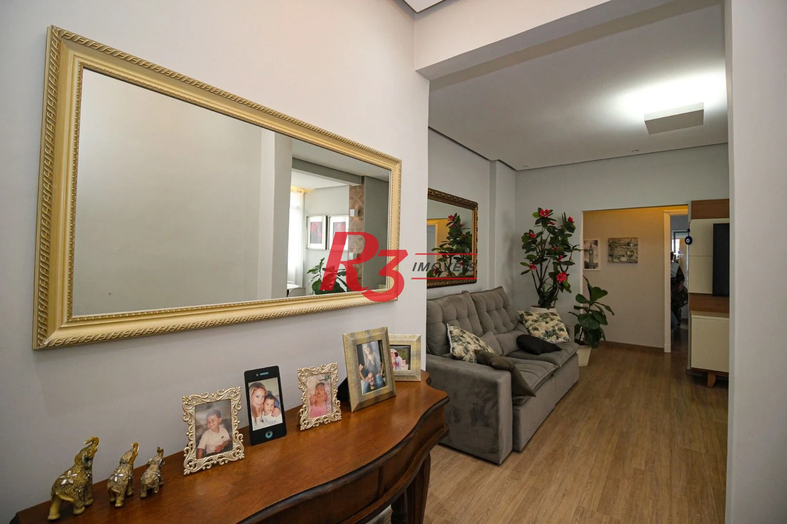 Apartamento com 3 dormitórios para alugar, 138 m² por R$ 8.500,02/mês - Gonzaga - Santos/SP