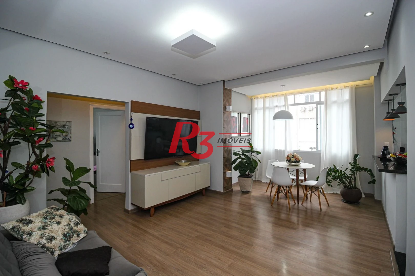 Apartamento com 3 dormitórios para alugar, 138 m² por R$ 8.500,02/mês - Gonzaga - Santos/SP