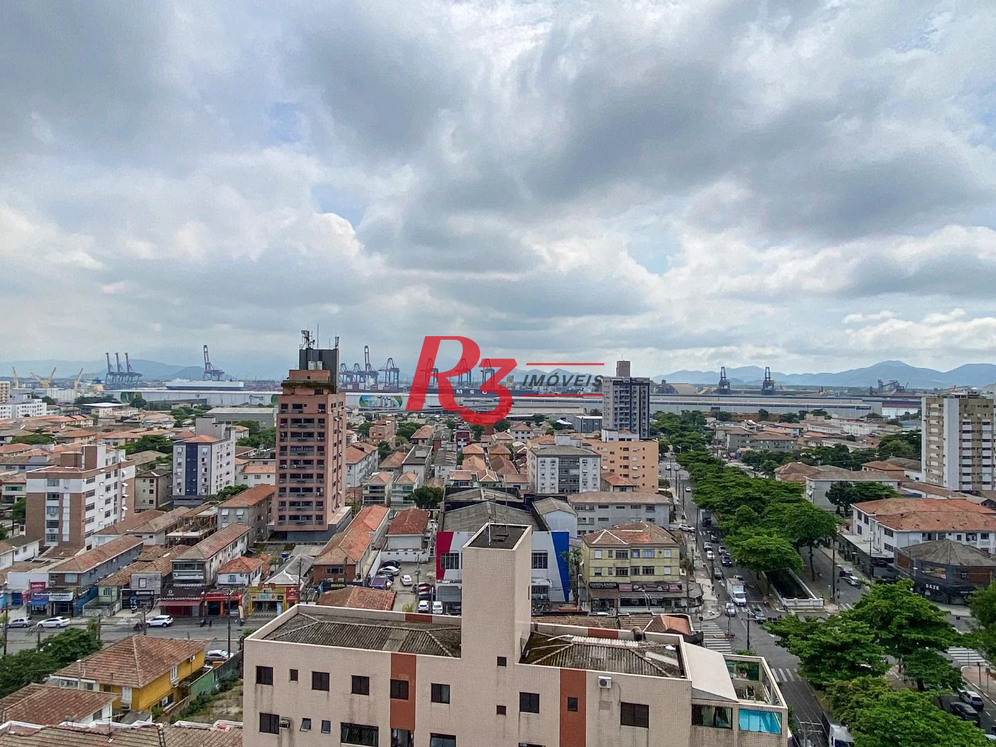 Cobertura Triplex com 3 dormitórios à venda, 300 m² por R$ 1.750.000 - Aparecida - Santos/SP