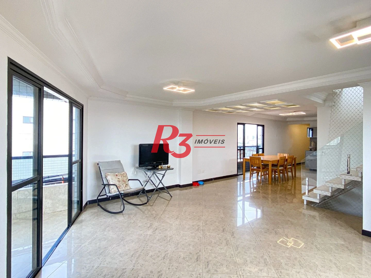 Cobertura Triplex com 3 dormitórios à venda, 300 m² por R$ 1.750.000 - Aparecida - Santos/SP