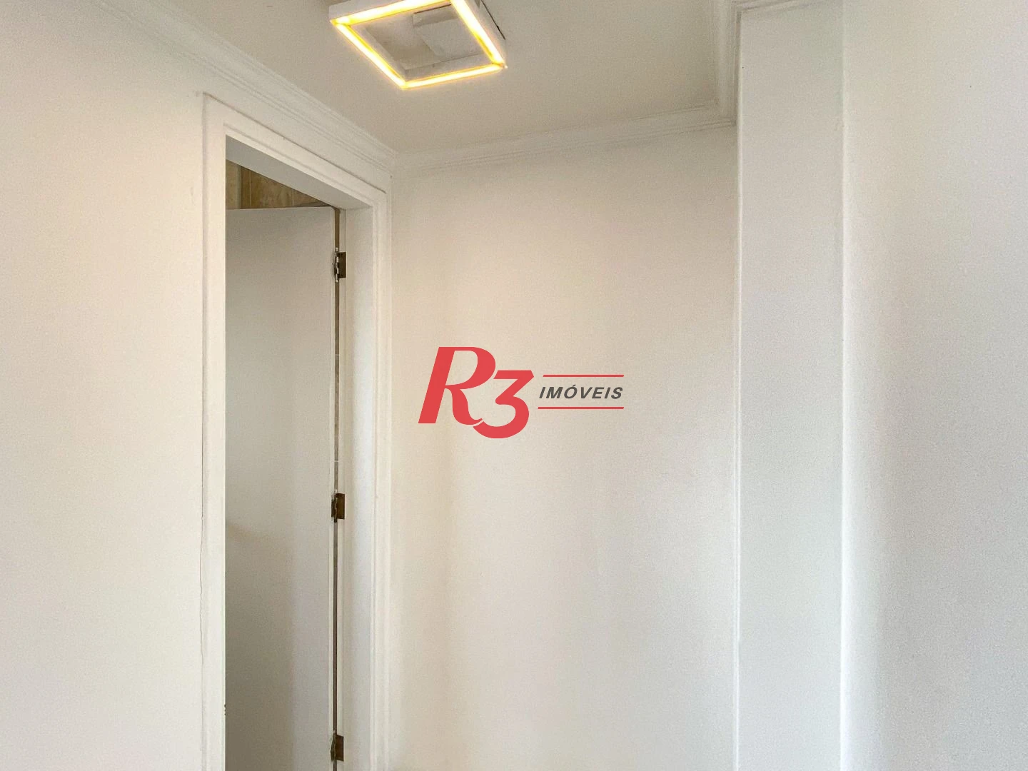 Cobertura Triplex com 3 dormitórios à venda, 300 m² por R$ 1.750.000 - Aparecida - Santos/SP