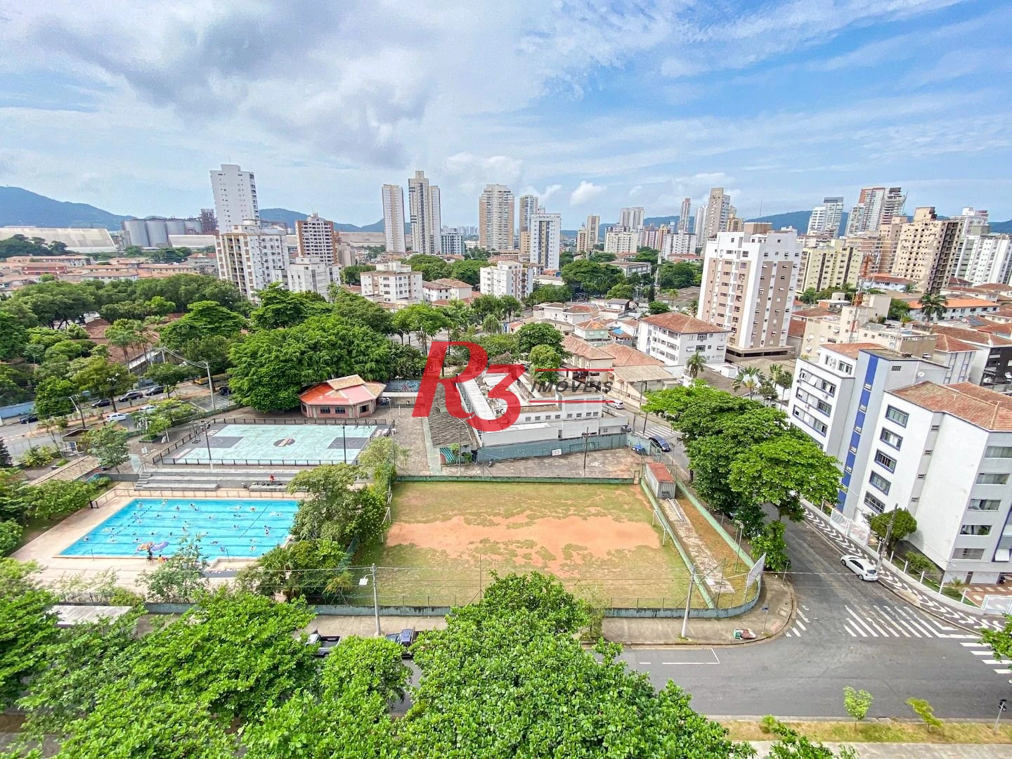 Cobertura Triplex com 3 dormitórios à venda, 300 m² por R$ 1.750.000 - Aparecida - Santos/SP